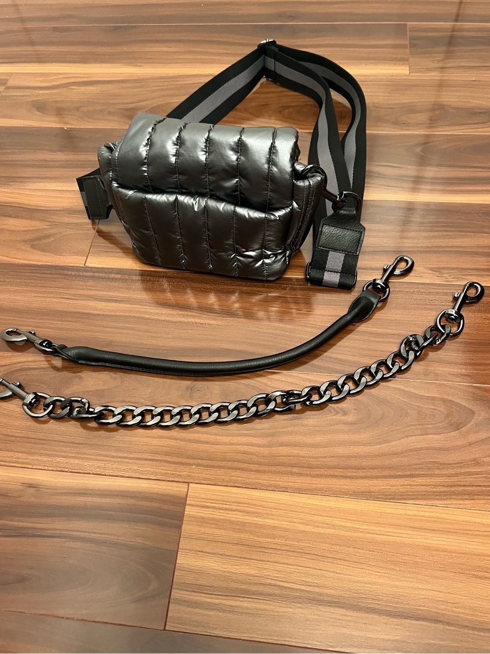 THINK ROYLN Quilted Puffer Crossbody Bag - Black - Picture 2 of 4